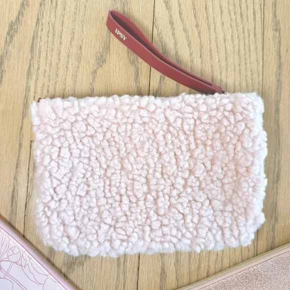 IPSY Set of Three Pink and Cream Pouches Never Used - Picture 3 of 6
